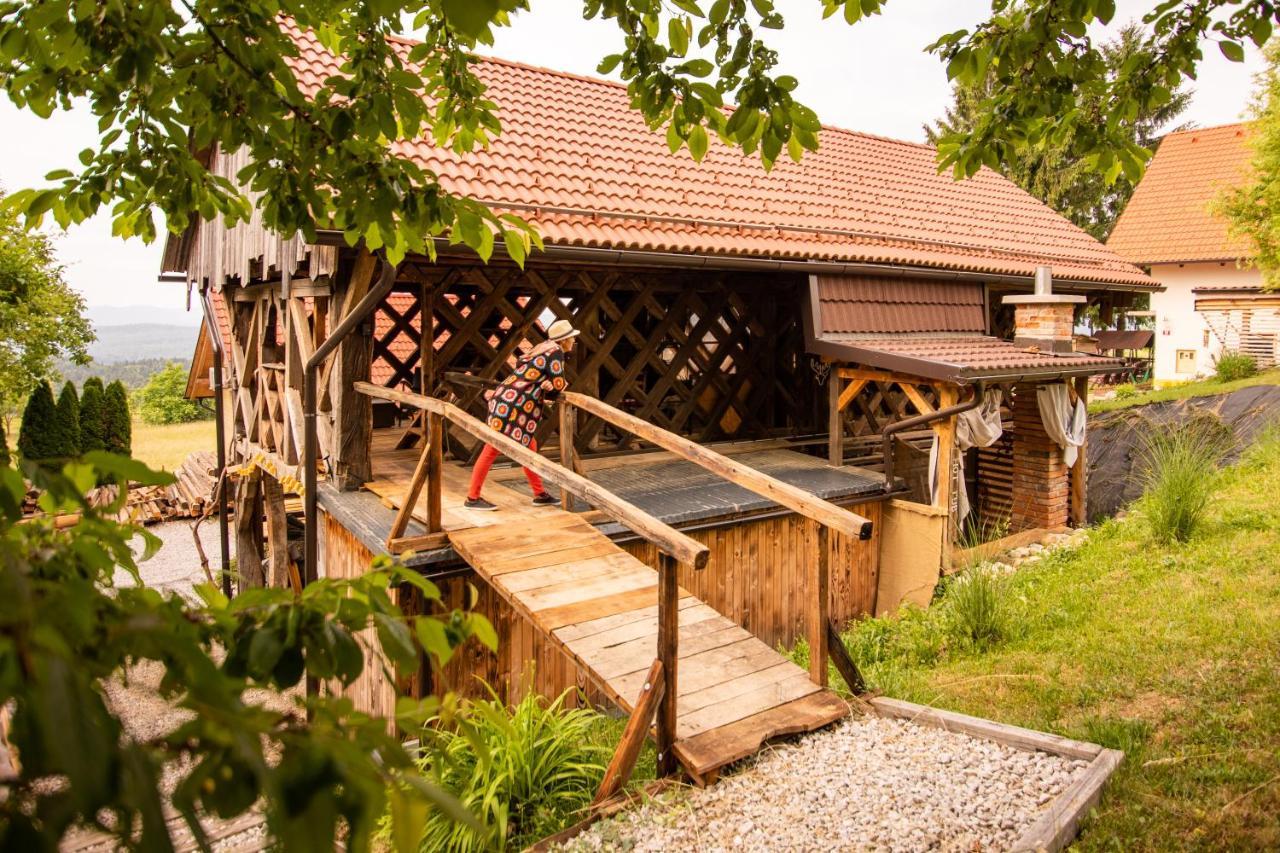 Отель Panorama Glamping Visole Словенска-Бистрица Экстерьер фото